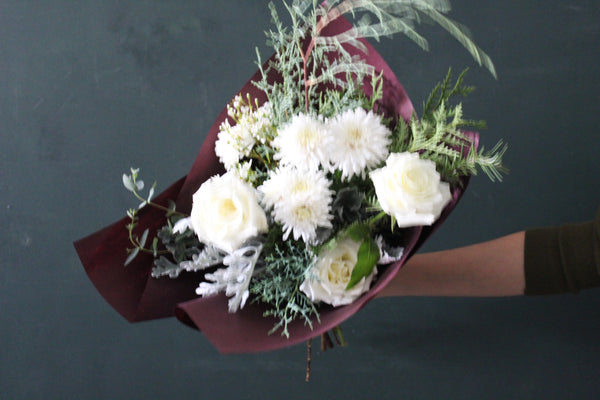 Holiday Wrap  Luxury Hand Tied Bouquet – LOCAFLORA